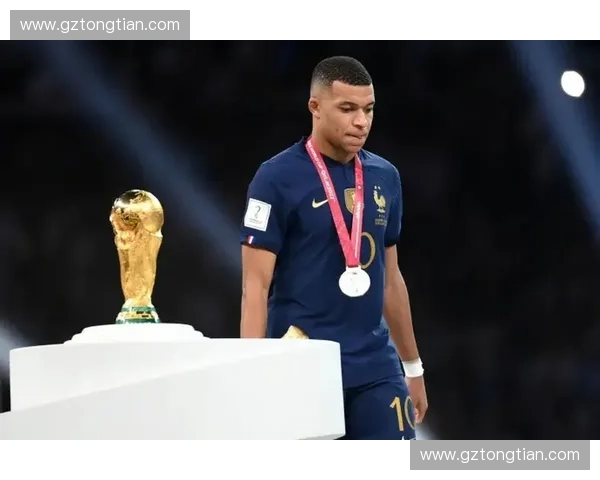 世界杯落选球员背后的辛酸与重生故事全面解析